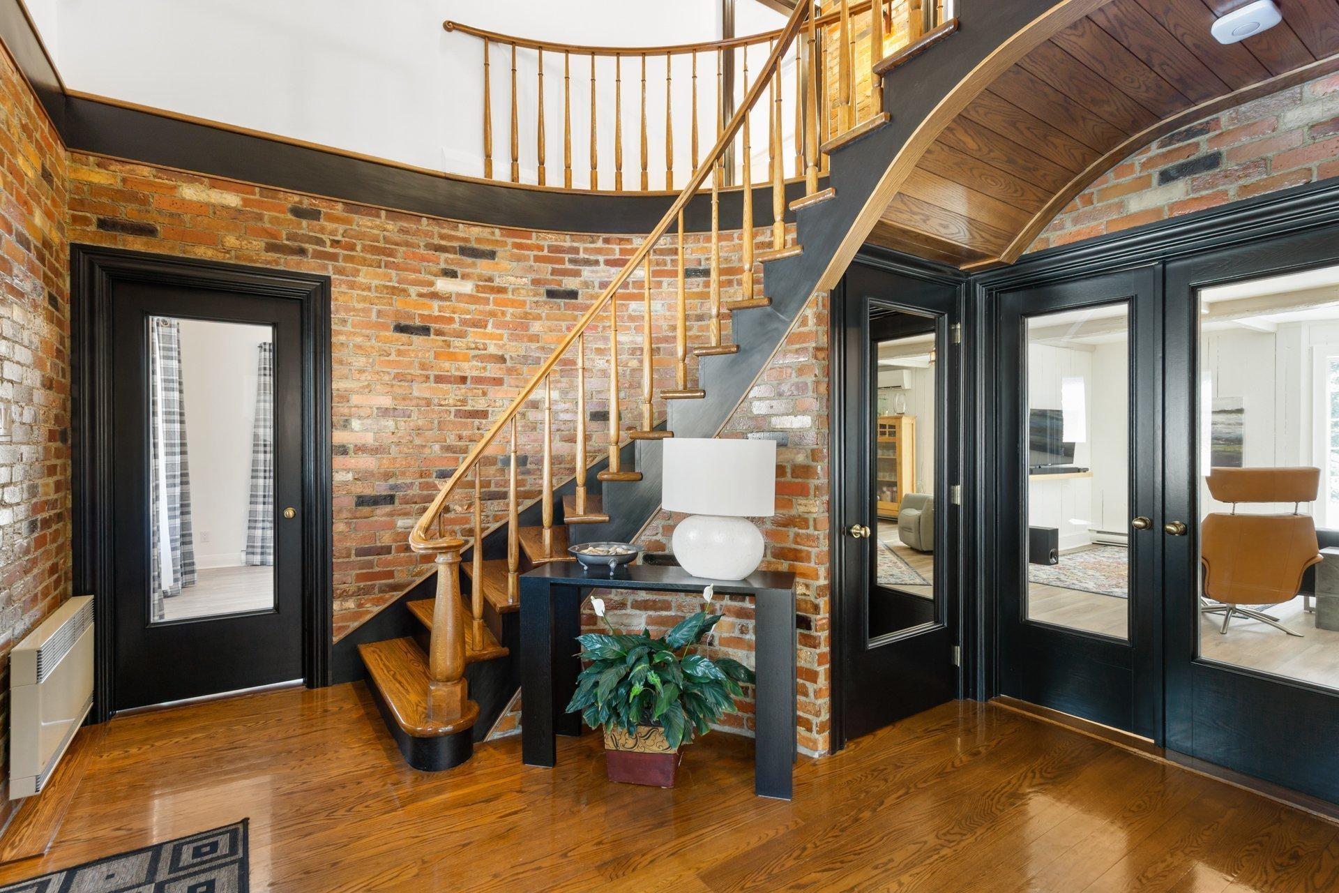 









126


Rue du Docteur-Fauteux

,
Shawinigan,




QC
G9P0J2

