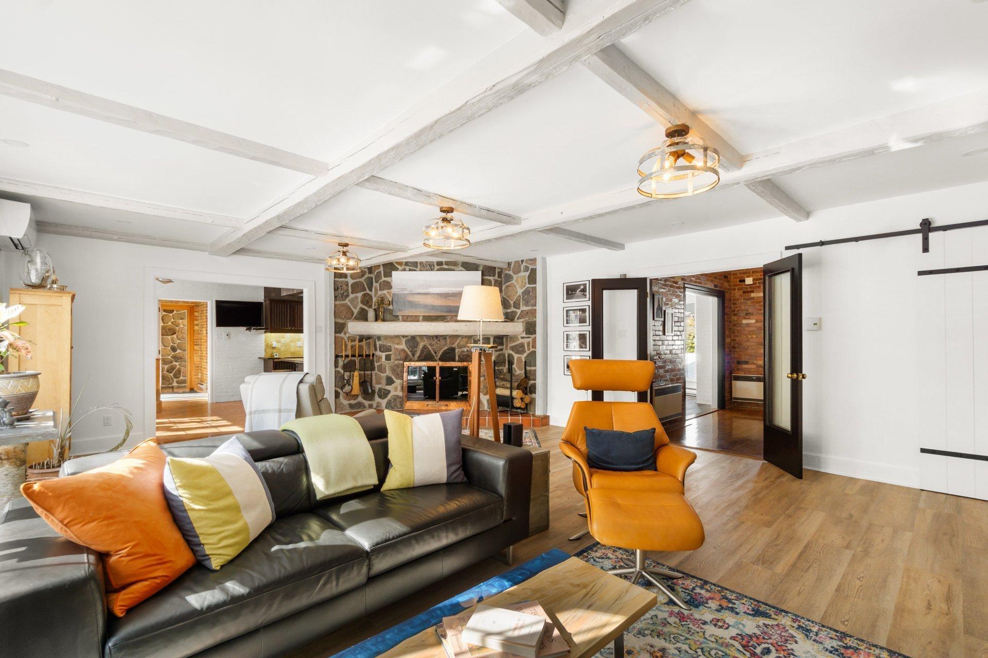 









126


Rue du Docteur-Fauteux

,
Shawinigan,




QC
G9P0J2

