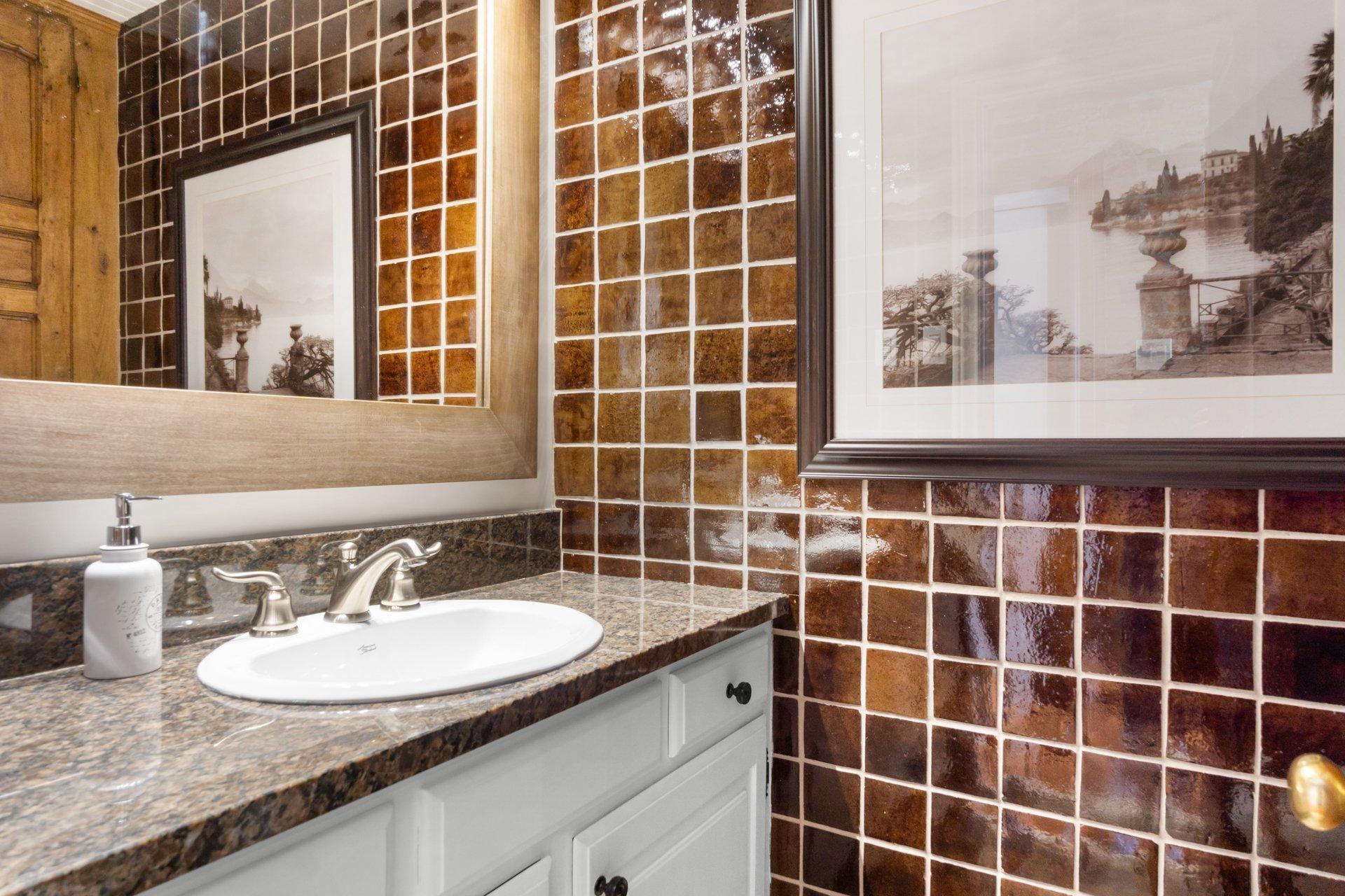 









126


Rue du Docteur-Fauteux

,
Shawinigan,




QC
G9P0J2

