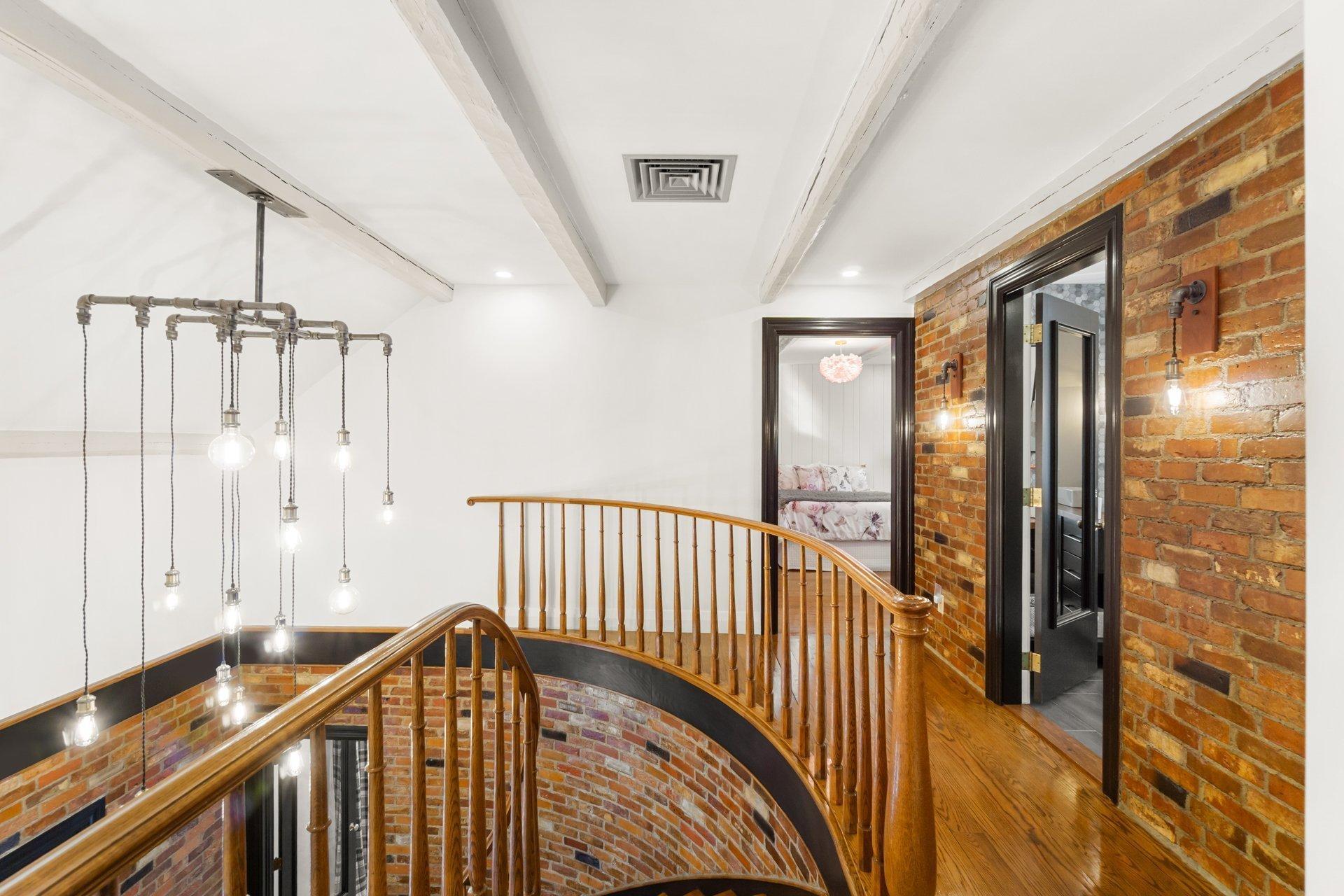 









126


Rue du Docteur-Fauteux

,
Shawinigan,




QC
G9P0J2

