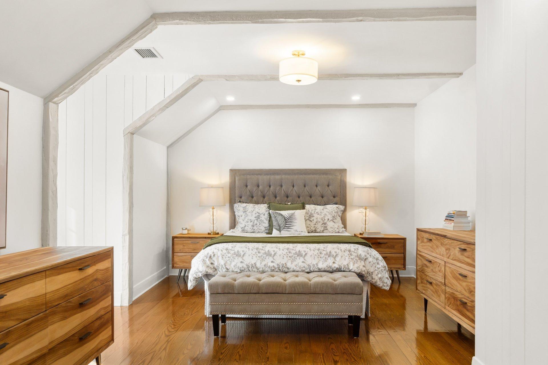 









126


Rue du Docteur-Fauteux

,
Shawinigan,




QC
G9P0J2

