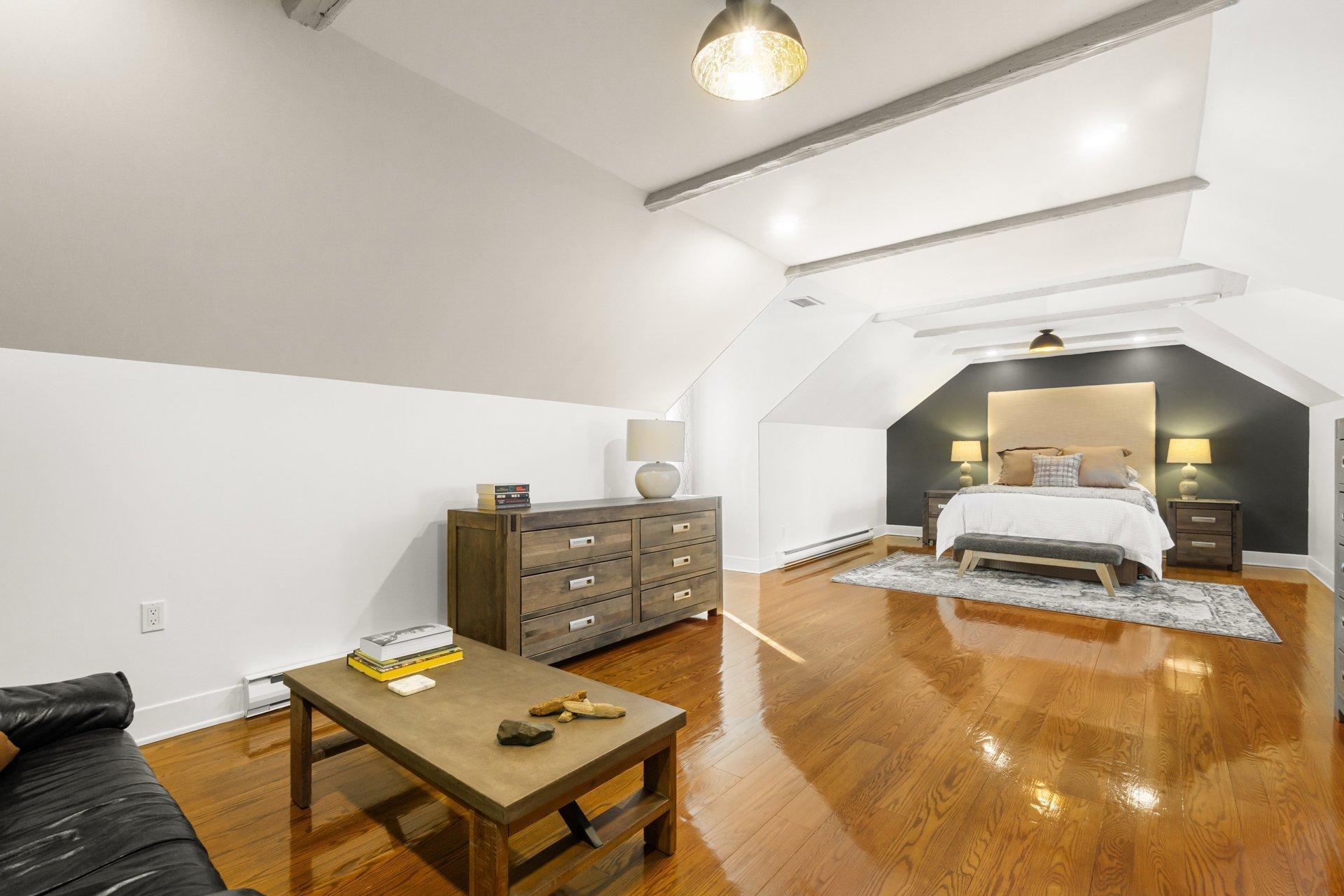 









126


Rue du Docteur-Fauteux

,
Shawinigan,




QC
G9P0J2

