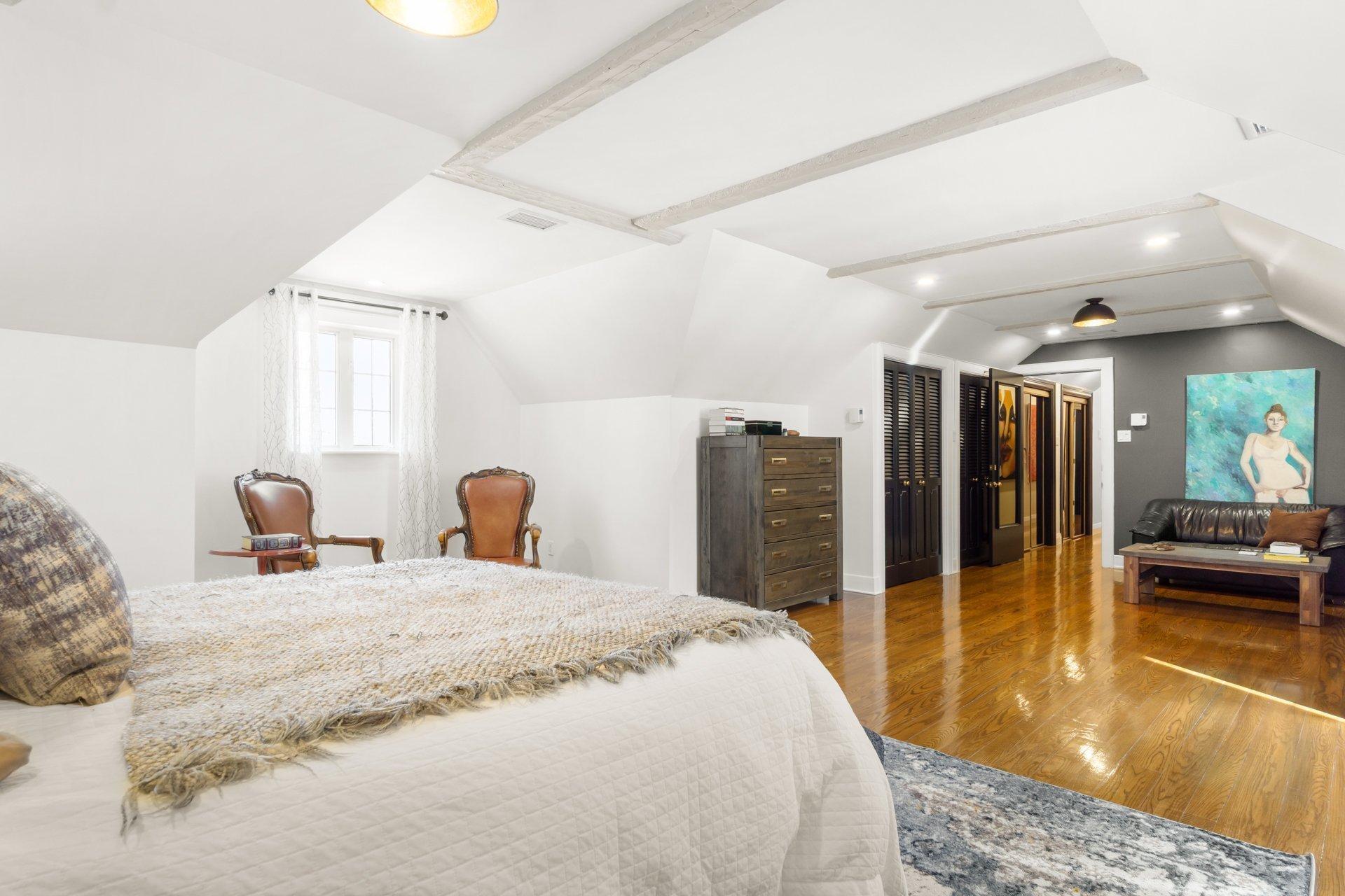 









126


Rue du Docteur-Fauteux

,
Shawinigan,




QC
G9P0J2

