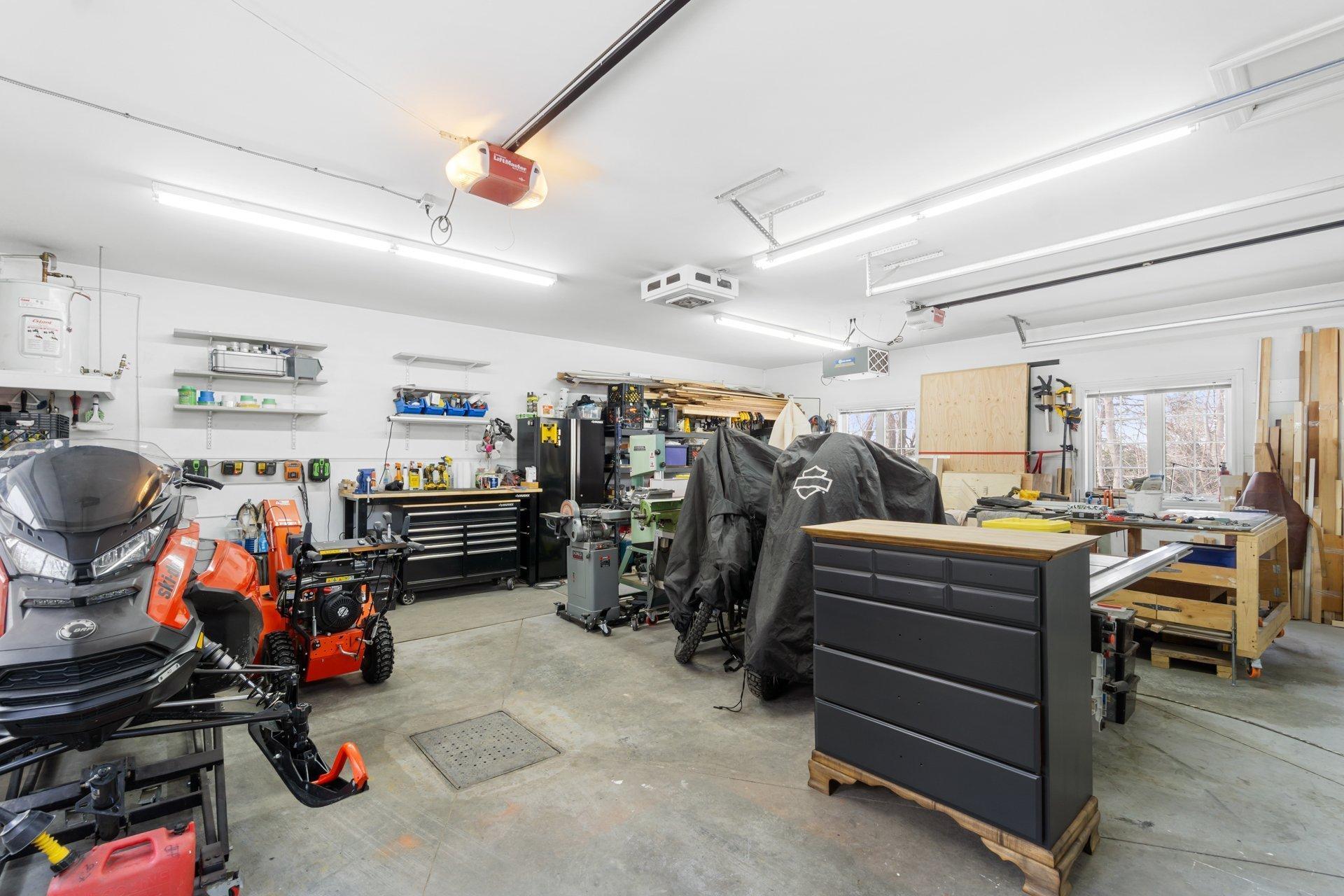 









126


Rue du Docteur-Fauteux

,
Shawinigan,




QC
G9P0J2

