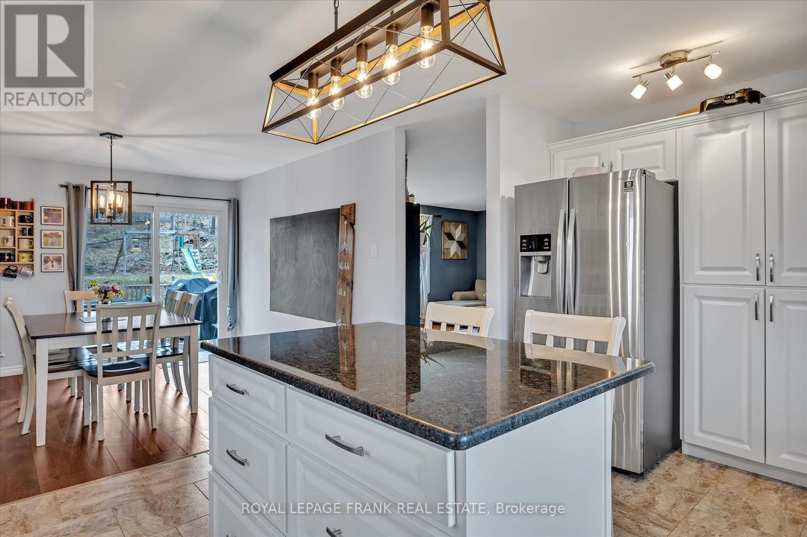 












878 PAYNE LINE ROAD

,
Douro-Dummer,




Ontario
K0L3A0

