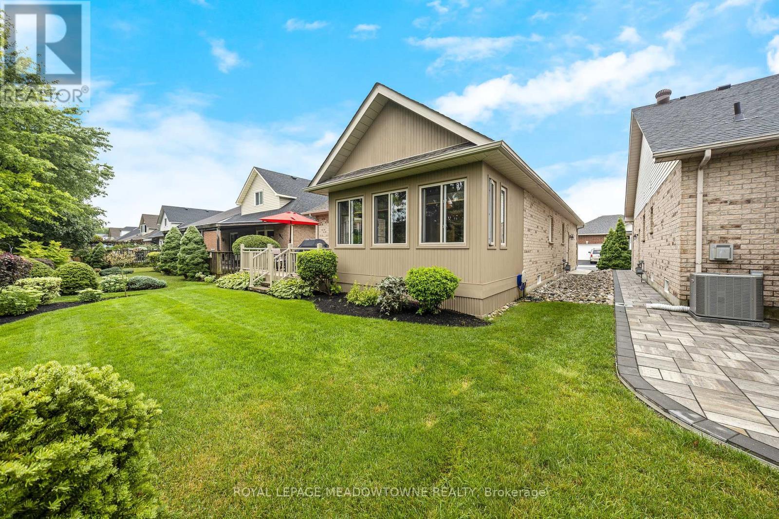 












241 LEDWITH DRIVE

,
Milton,




Ontario
L9T5X2

