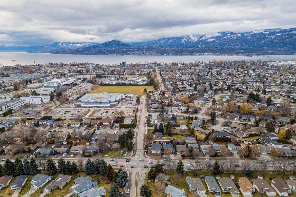 









1198


Raymer

Avenue,
Kelowna,




BC
V1Y 5A1

