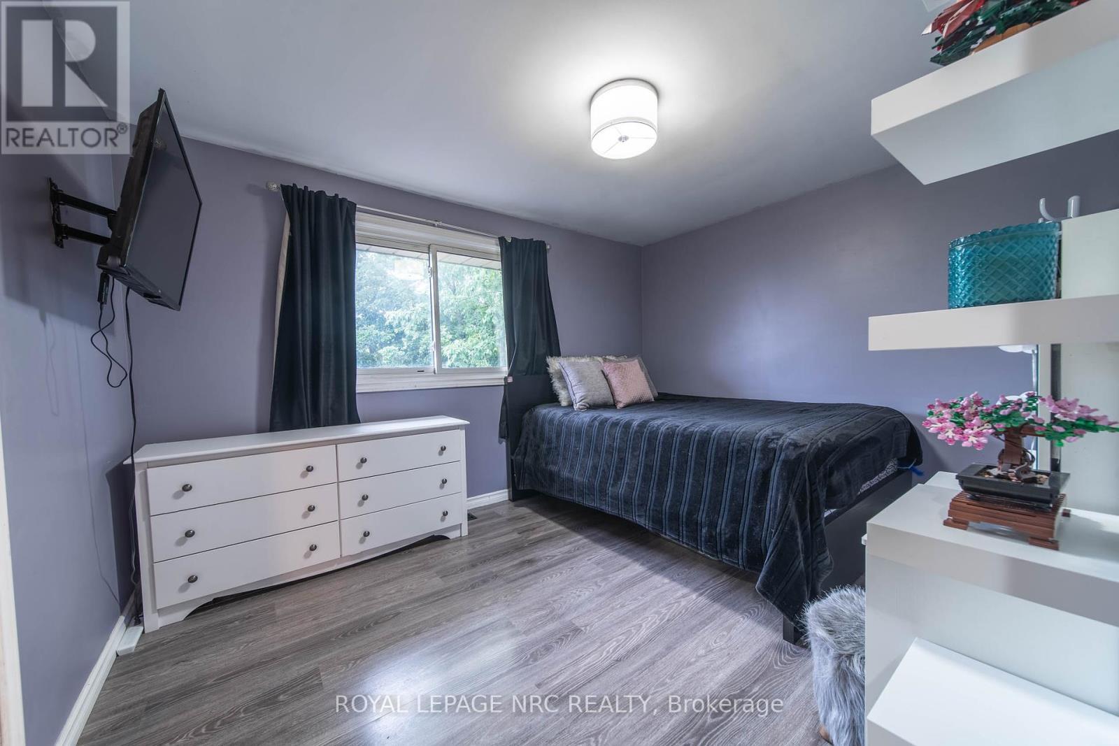 












7346 SUNHAVEN DRIVE

,
Niagara Falls (Marineland),




Ontario
L2G7E2

