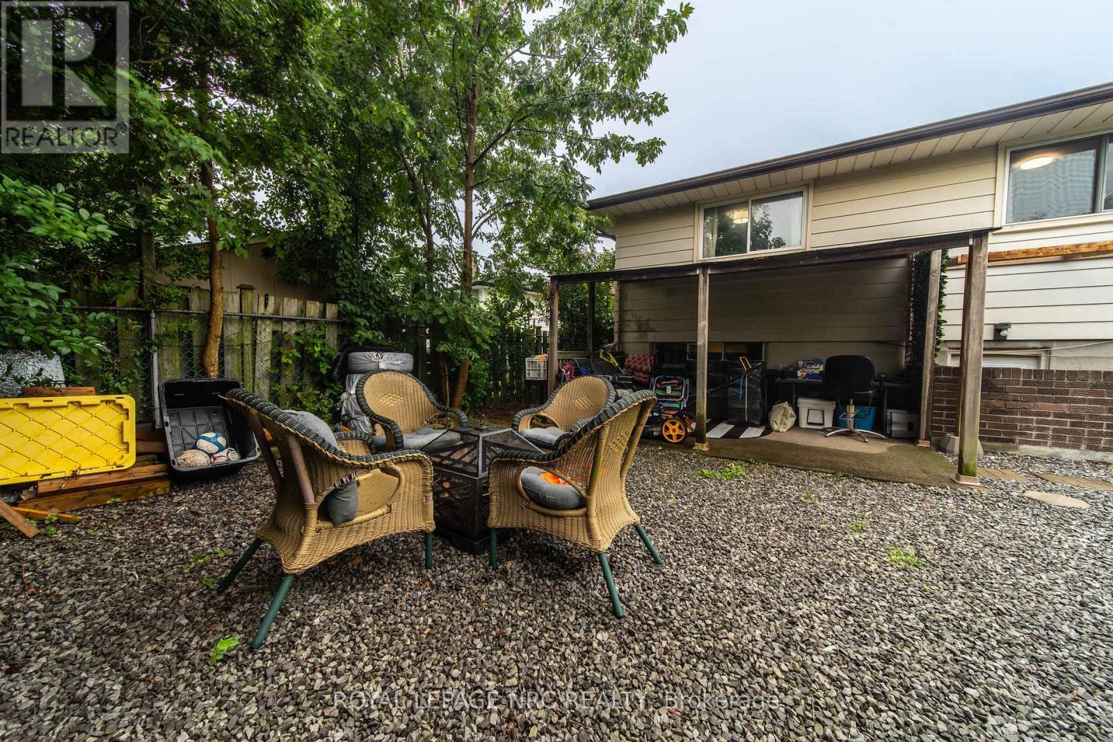 












7346 SUNHAVEN DRIVE

,
Niagara Falls (Marineland),




Ontario
L2G7E2

