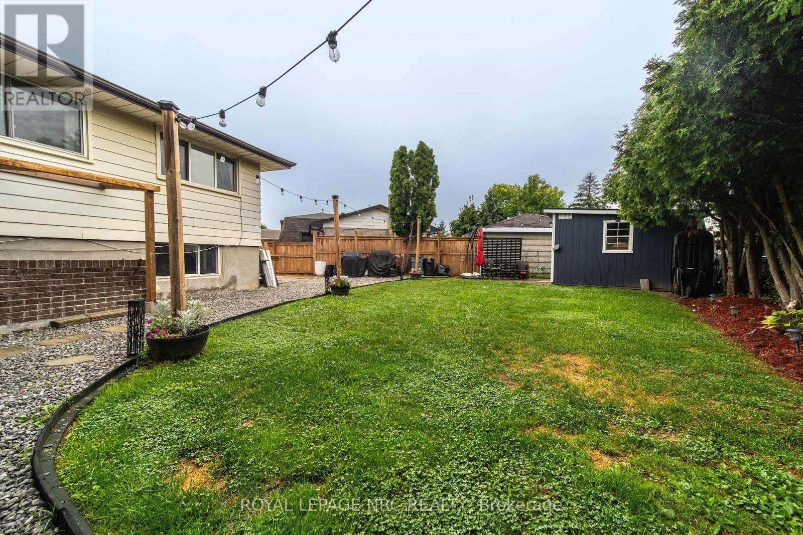 












7346 SUNHAVEN DRIVE

,
Niagara Falls (Marineland),




Ontario
L2G7E2

