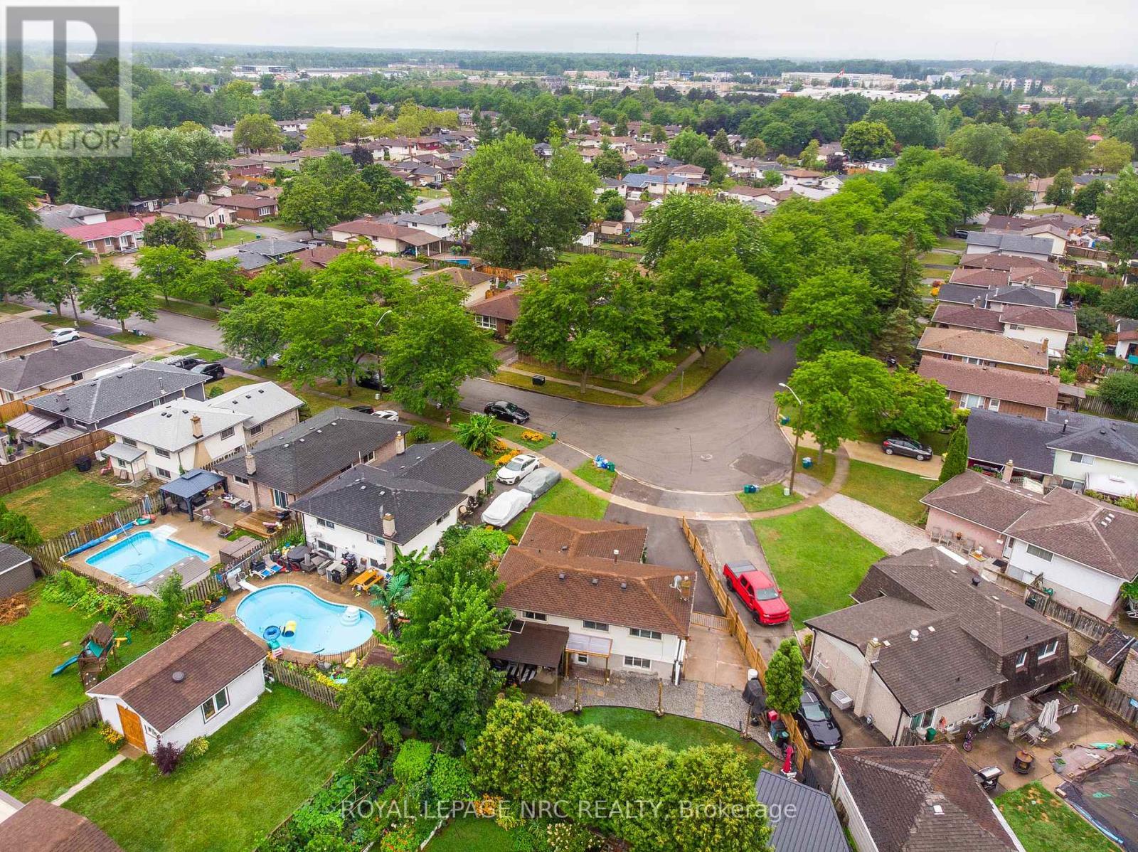 












7346 SUNHAVEN DRIVE

,
Niagara Falls (Marineland),




Ontario
L2G7E2

