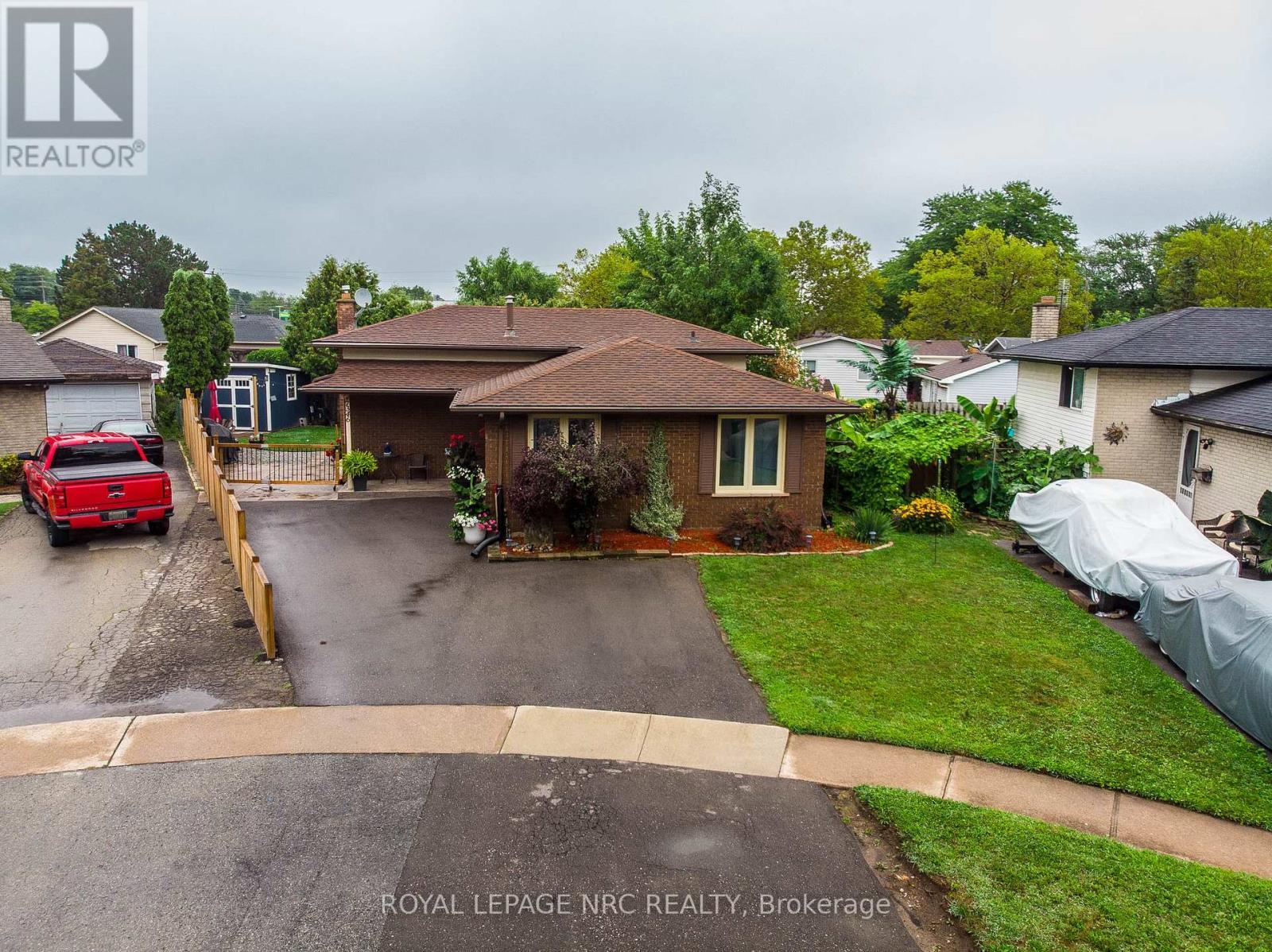 












7346 SUNHAVEN DRIVE

,
Niagara Falls (Marineland),




Ontario
L2G7E2

