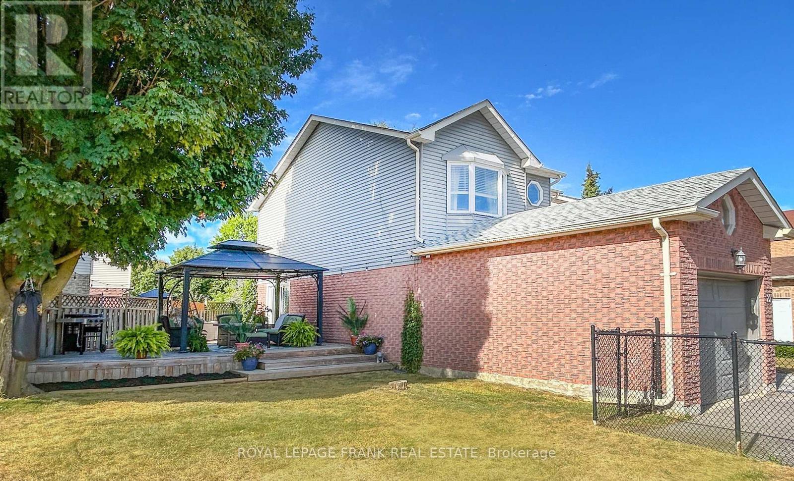 












22 WINDHAM CRESCENT

,
Clarington (Courtice),




Ontario
L1E1Y7


