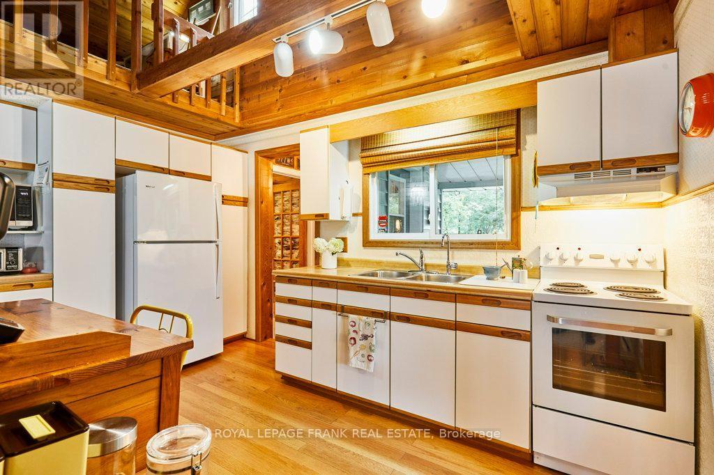 












28 JOHNSTONE LANE

,
Scugog,




Ontario
L0B1L0

