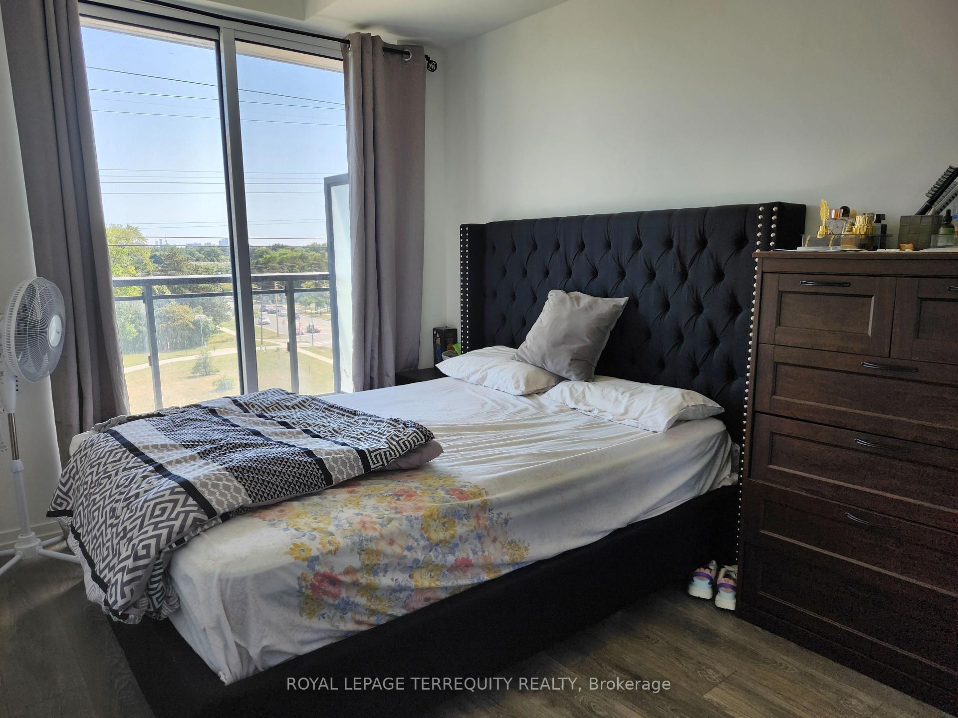 









3237


Bayview

Avenue, 511,
Toronto,




ON
M2K 2J7

