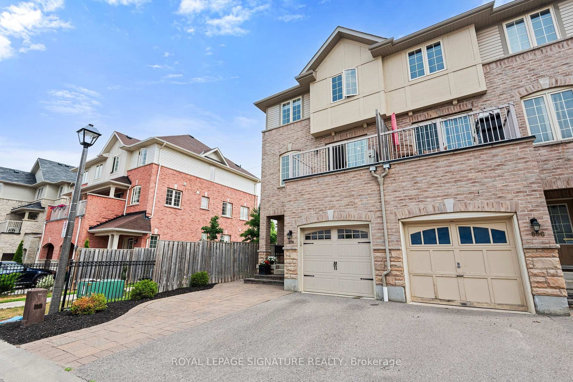 









898


Audley

Road North,
Ajax,




ON
L1Z 0N2

