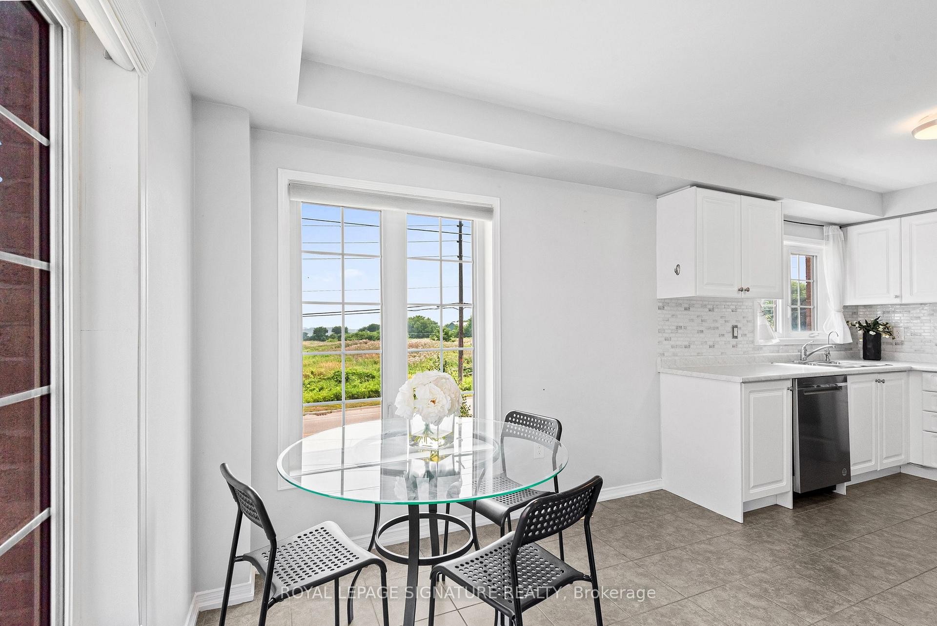 









898


Audley

Road North,
Ajax,




ON
L1Z 0N2

