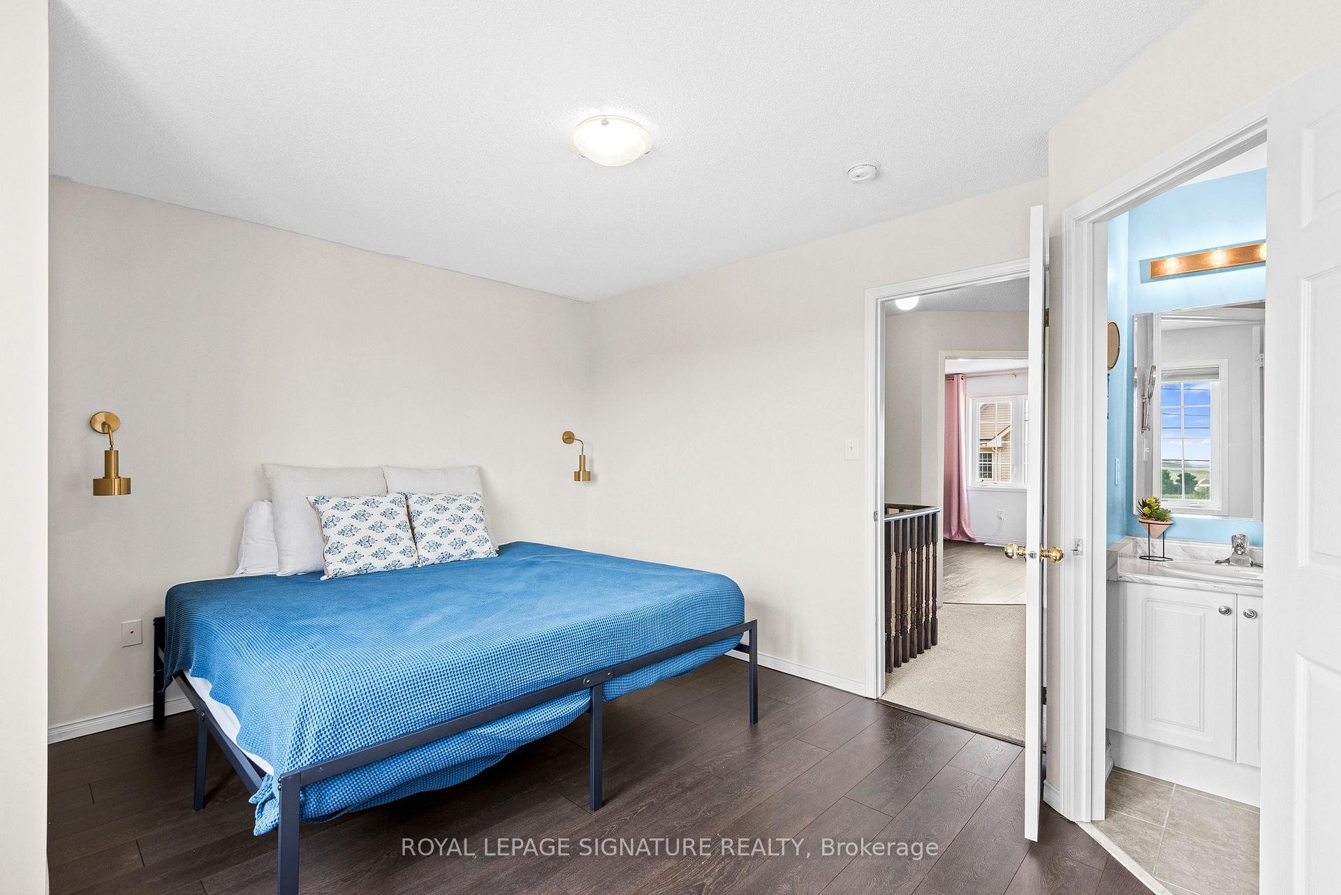 









898


Audley

Road North,
Ajax,




ON
L1Z 0N2

