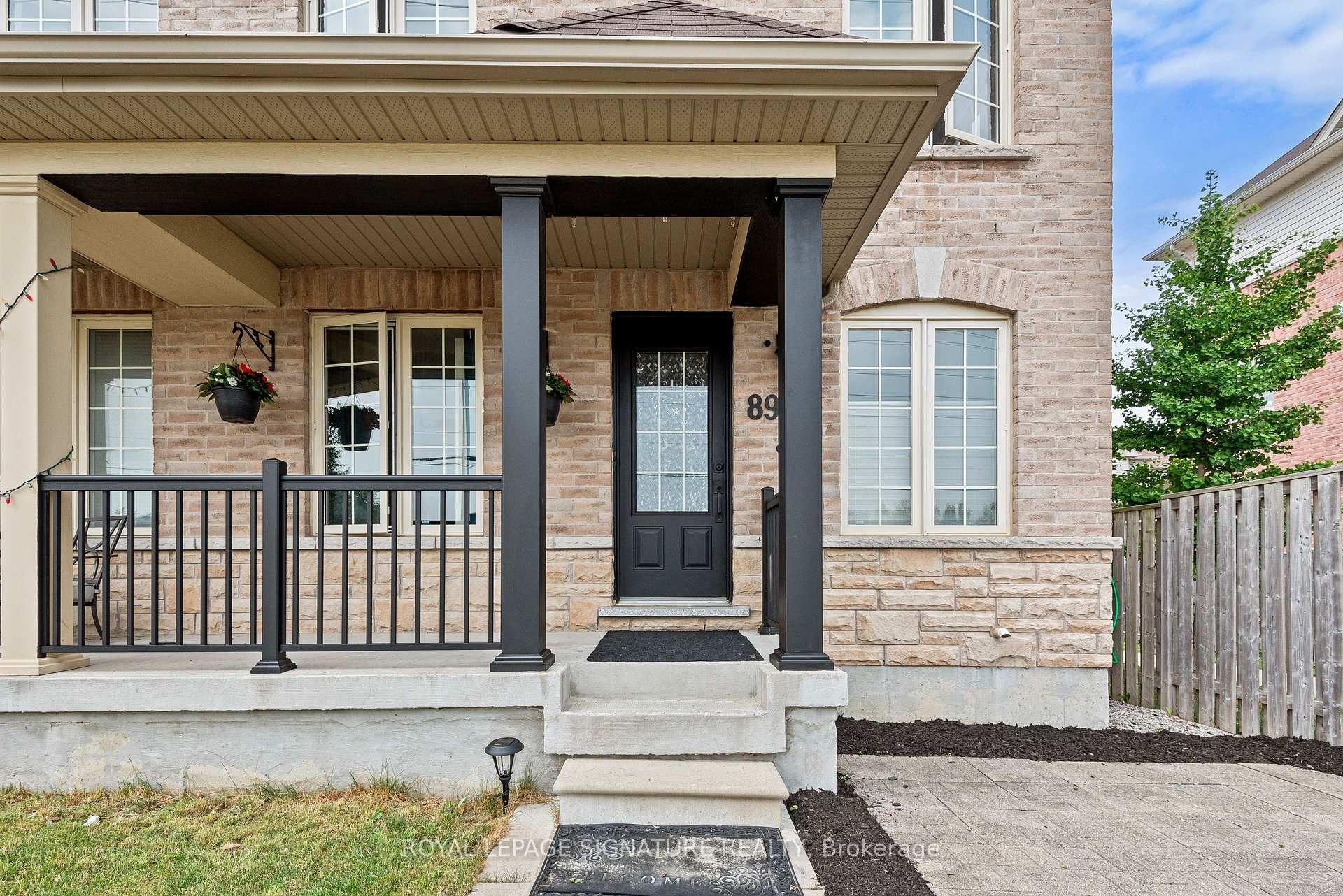 









898


Audley

Road North,
Ajax,




ON
L1Z 0N2

