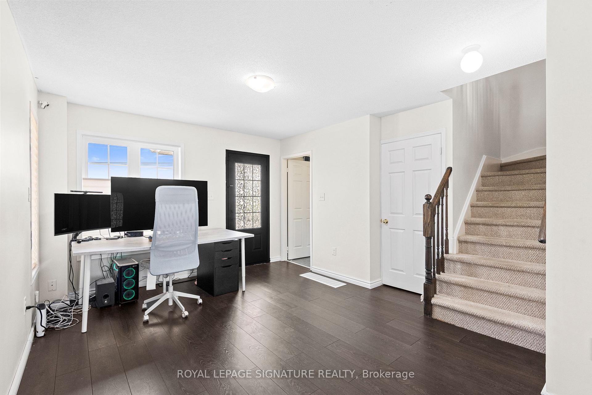 









898


Audley

Road North,
Ajax,




ON
L1Z 0N2

