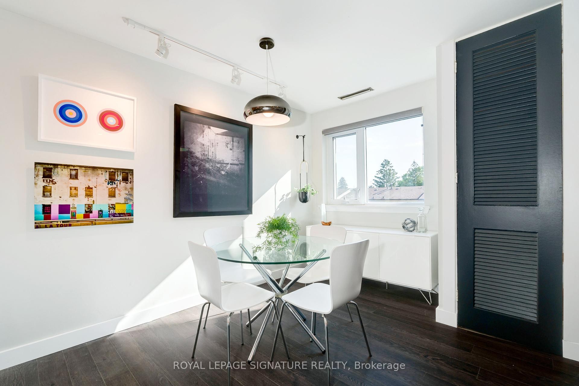









4005


Don Mills

Road, 235,
Toronto,




ON
M2H 3J9

