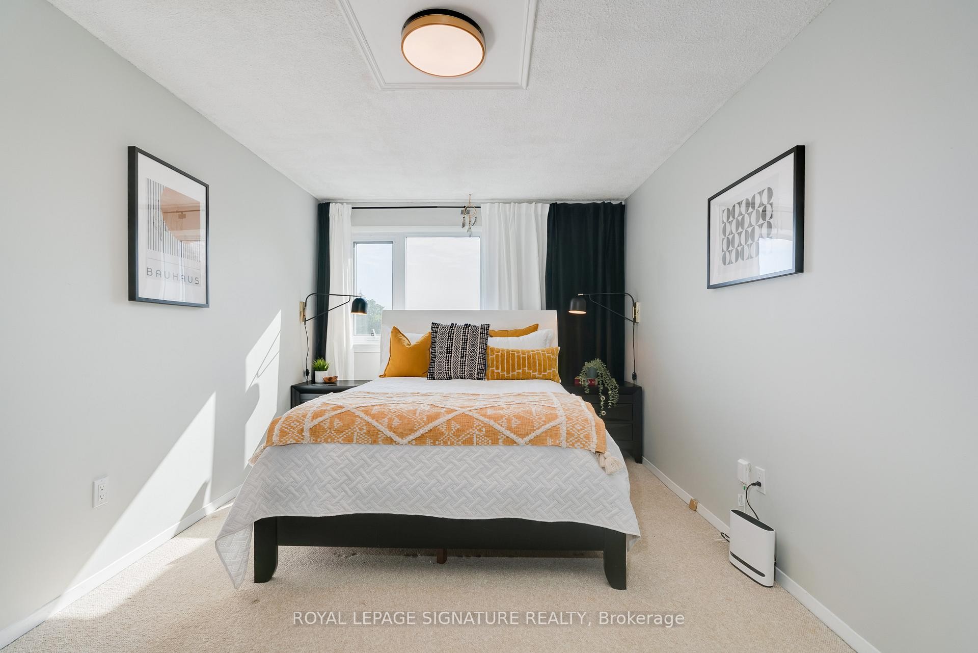 









4005


Don Mills

Road, 235,
Toronto,




ON
M2H 3J9

