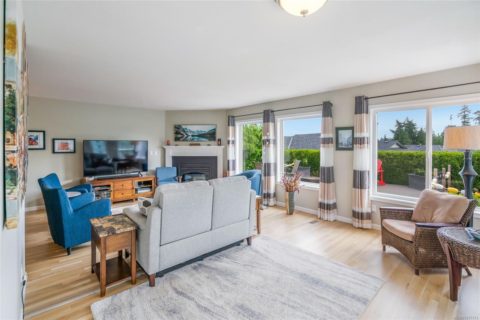 









659


Windward

Way,
Qualicum Beach,




BC
V9K 2K4

