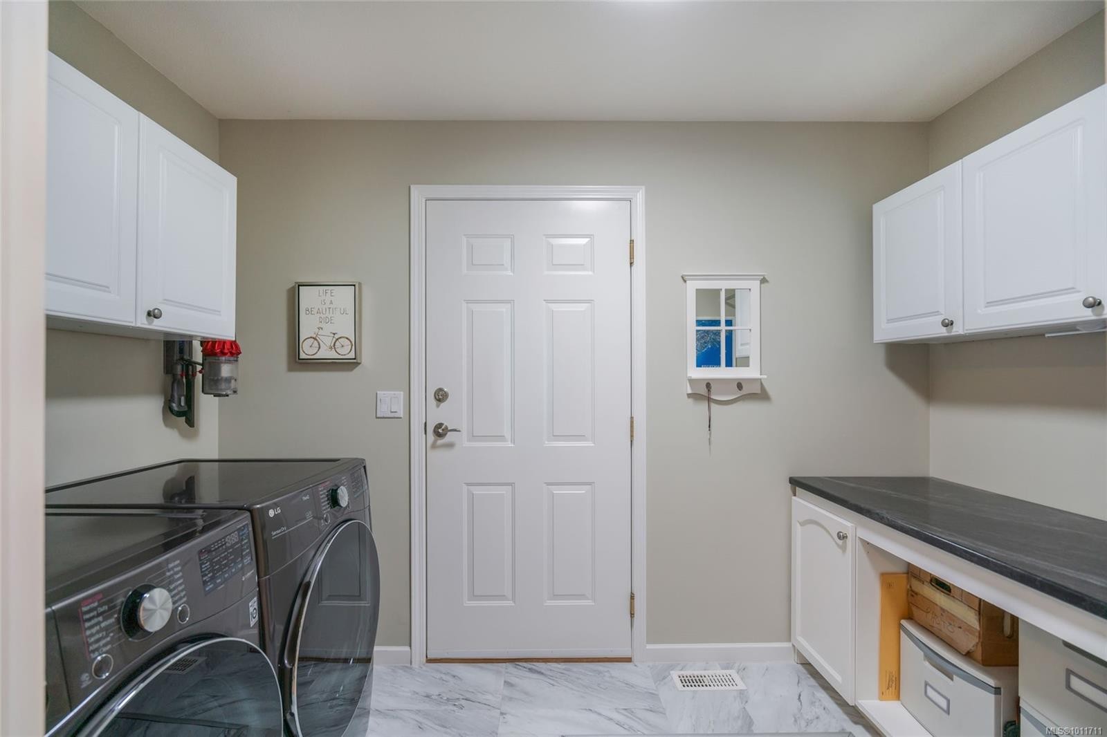 









659


Windward

Way,
Qualicum Beach,




BC
V9K 2K4

