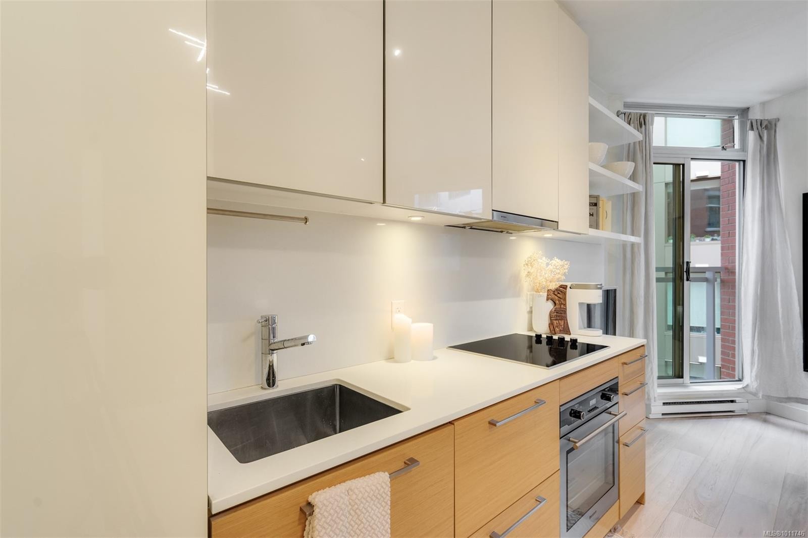 









456


Pandora

Ave, 102,
Victoria,




BC
V8W 0E3

