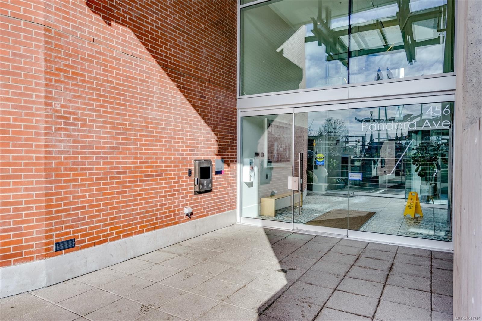









456


Pandora

Ave, 102,
Victoria,




BC
V8W 0E3


