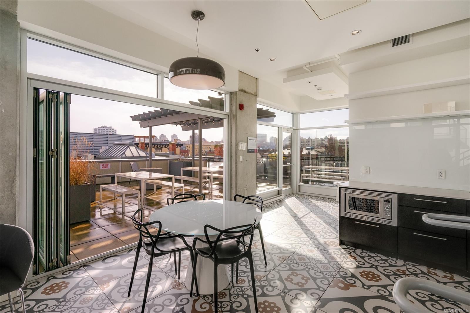 









456


Pandora

Ave, 102,
Victoria,




BC
V8W 0E3

