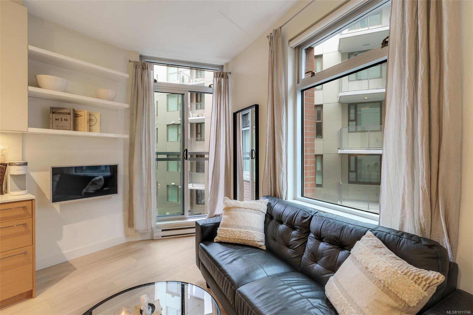 









456


Pandora

Ave, 102,
Victoria,




BC
V8W 0E3

