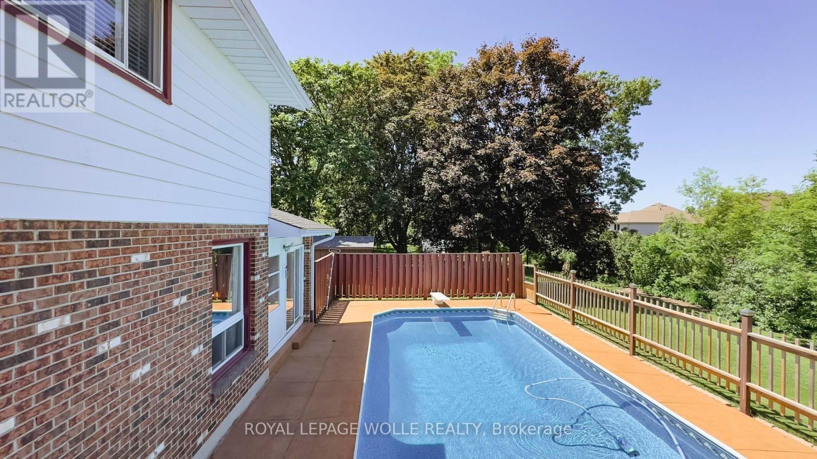 












1061 HENRY STREET

,
Wellesley,




Ontario
N0B2T0

