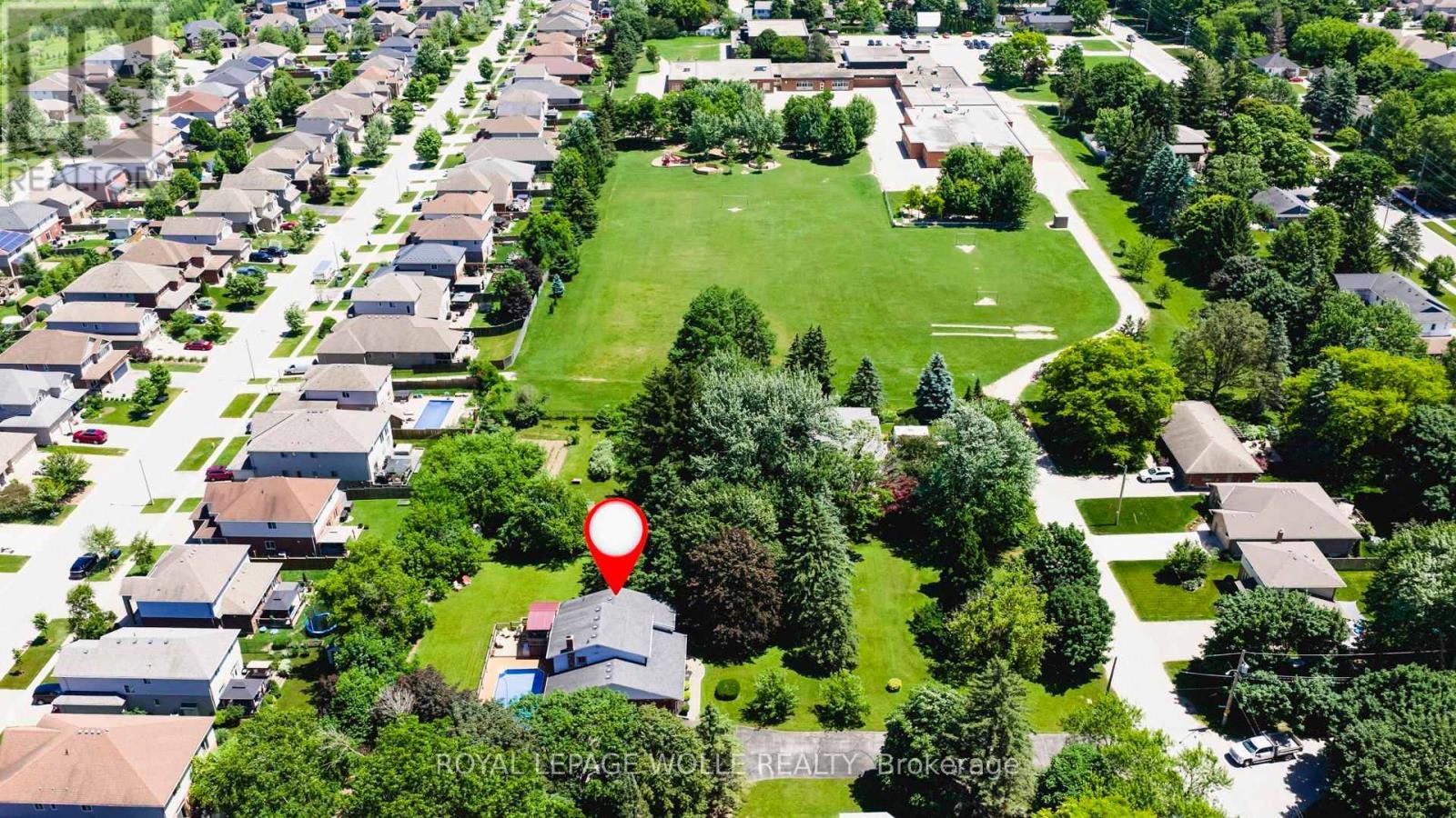 












1061 HENRY STREET

,
Wellesley,




Ontario
N0B2T0

