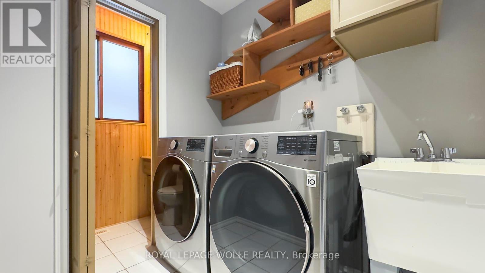 












1061 HENRY STREET

,
Wellesley,




Ontario
N0B2T0

