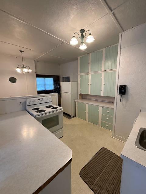 












123 WASAGAMING Drive E

,
Clear Lake,




Manitoba
R0J1N0


