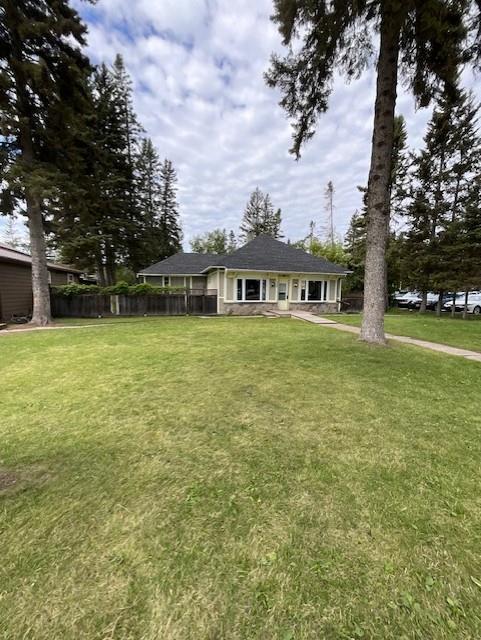 












123 WASAGAMING Drive E

,
Clear Lake,




Manitoba
R0J1N0

