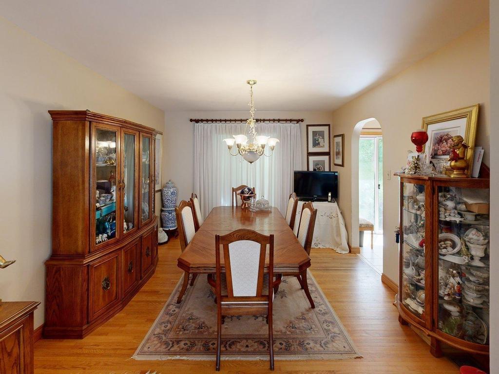 












71 Riverview Crescent

,
Bedford,




NS
B4A 2X5

