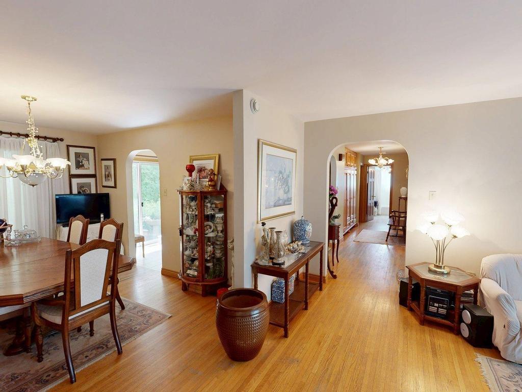 












71 Riverview Crescent

,
Bedford,




NS
B4A 2X5

