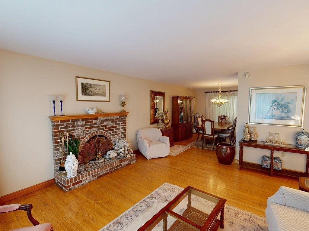 












71 Riverview Crescent

,
Bedford,




NS
B4A 2X5


