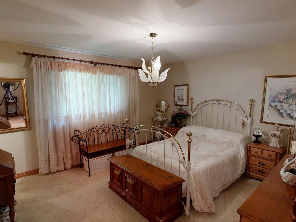 












71 Riverview Crescent

,
Bedford,




NS
B4A 2X5

