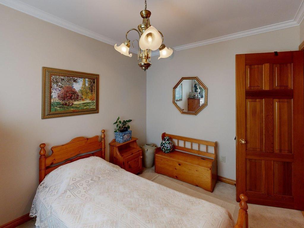 












71 Riverview Crescent

,
Bedford,




NS
B4A 2X5

