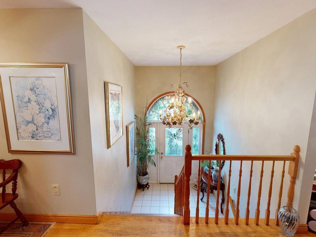 












71 Riverview Crescent

,
Bedford,




NS
B4A 2X5

