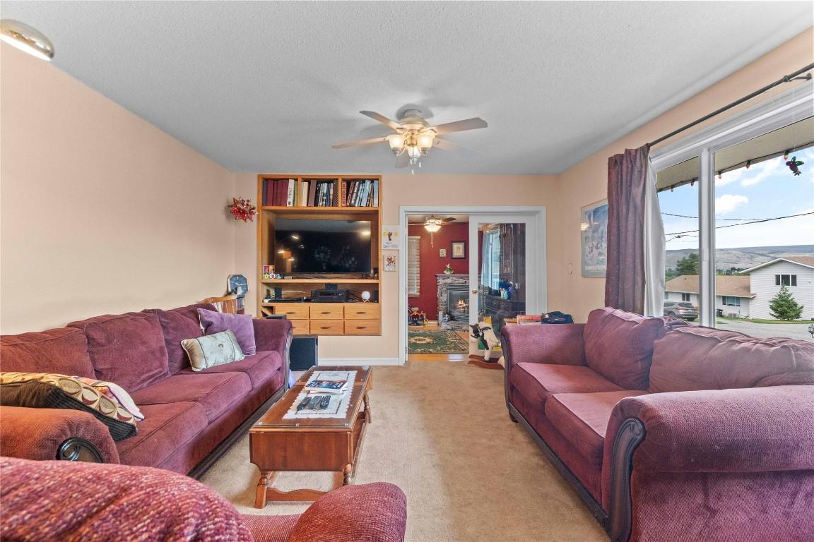 









616


Decosmos

Road,
Vernon,




BC
V1B 3A9

