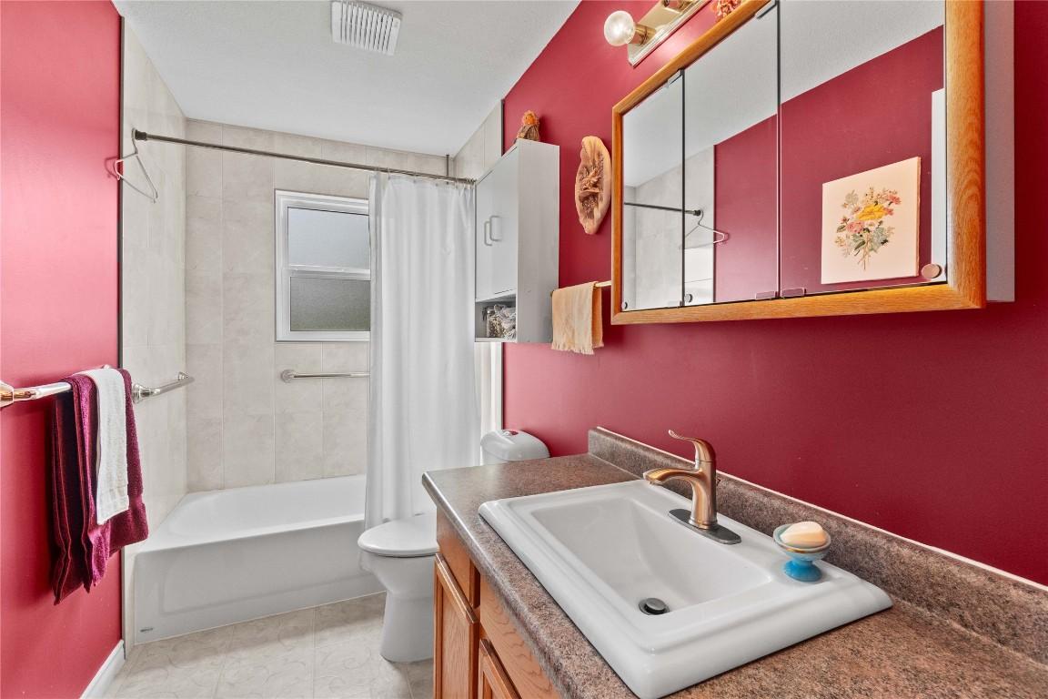 









616


Decosmos

Road,
Vernon,




BC
V1B 3A9

