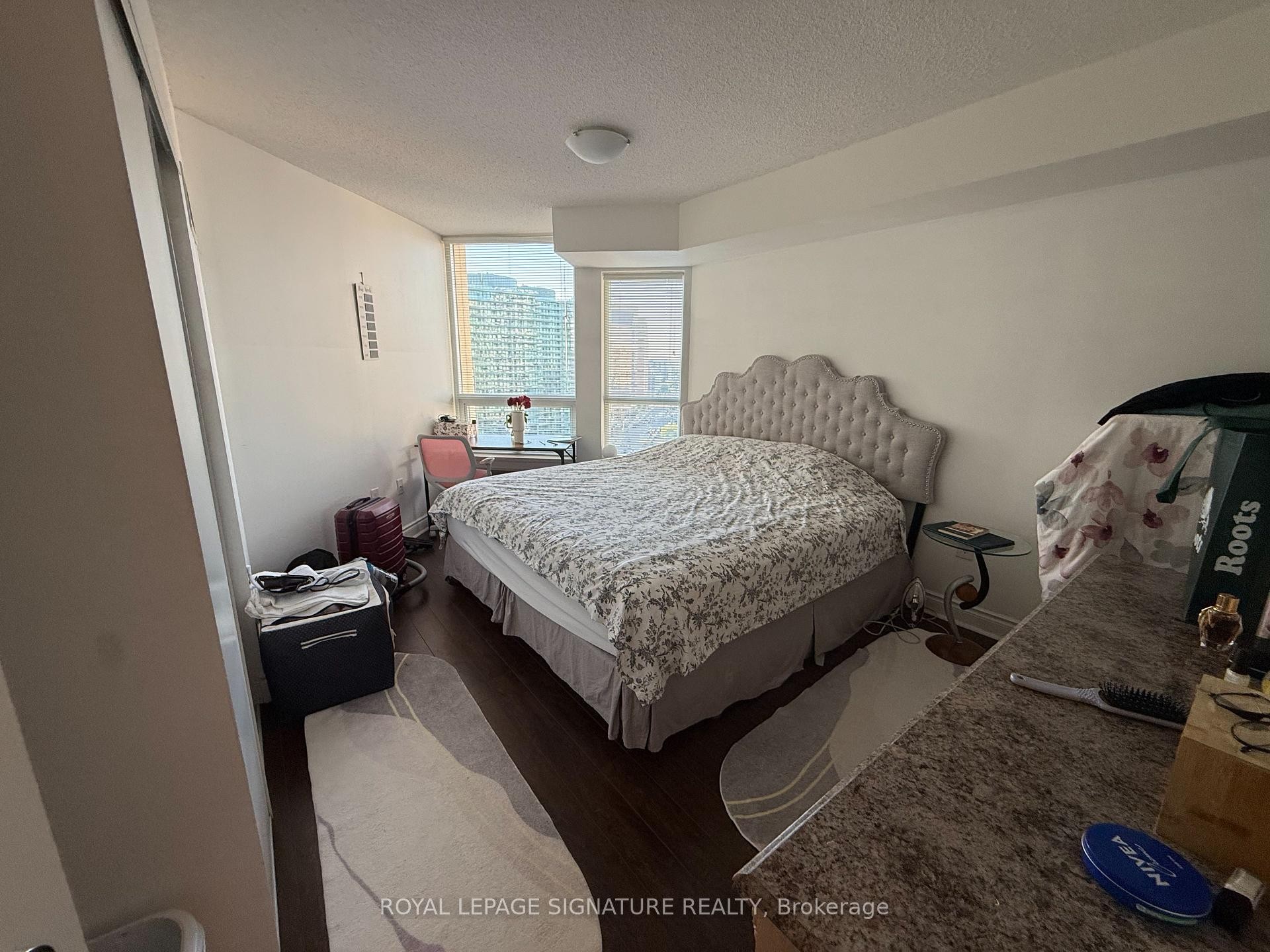 









500


Doris

Avenue, 1930,
Toronto,




ON
M2N 0C1


