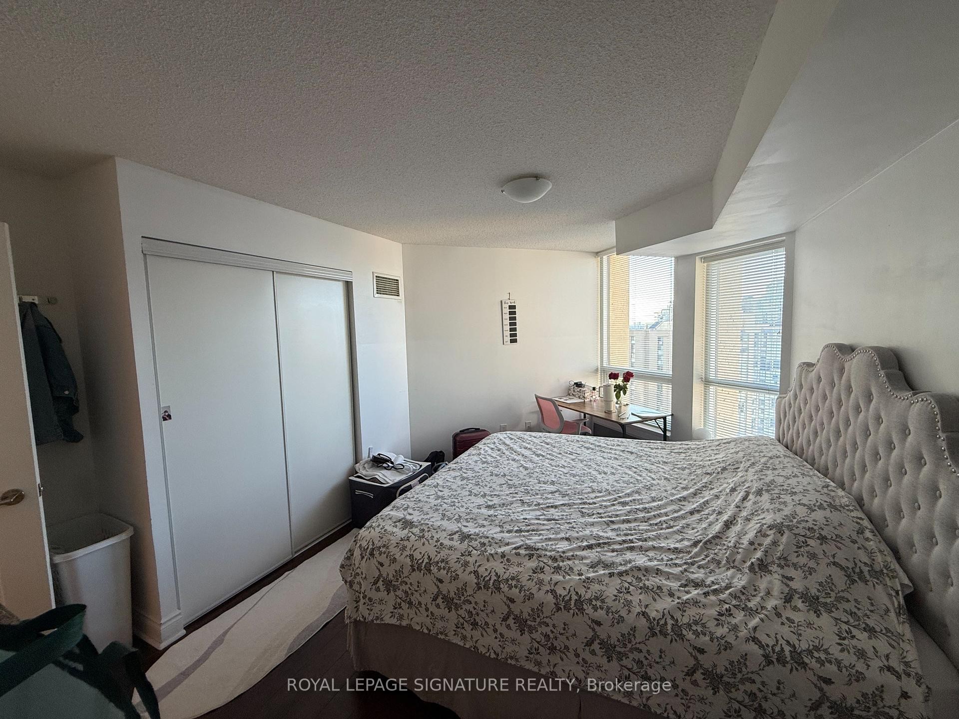 









500


Doris

Avenue, 1930,
Toronto,




ON
M2N 0C1

