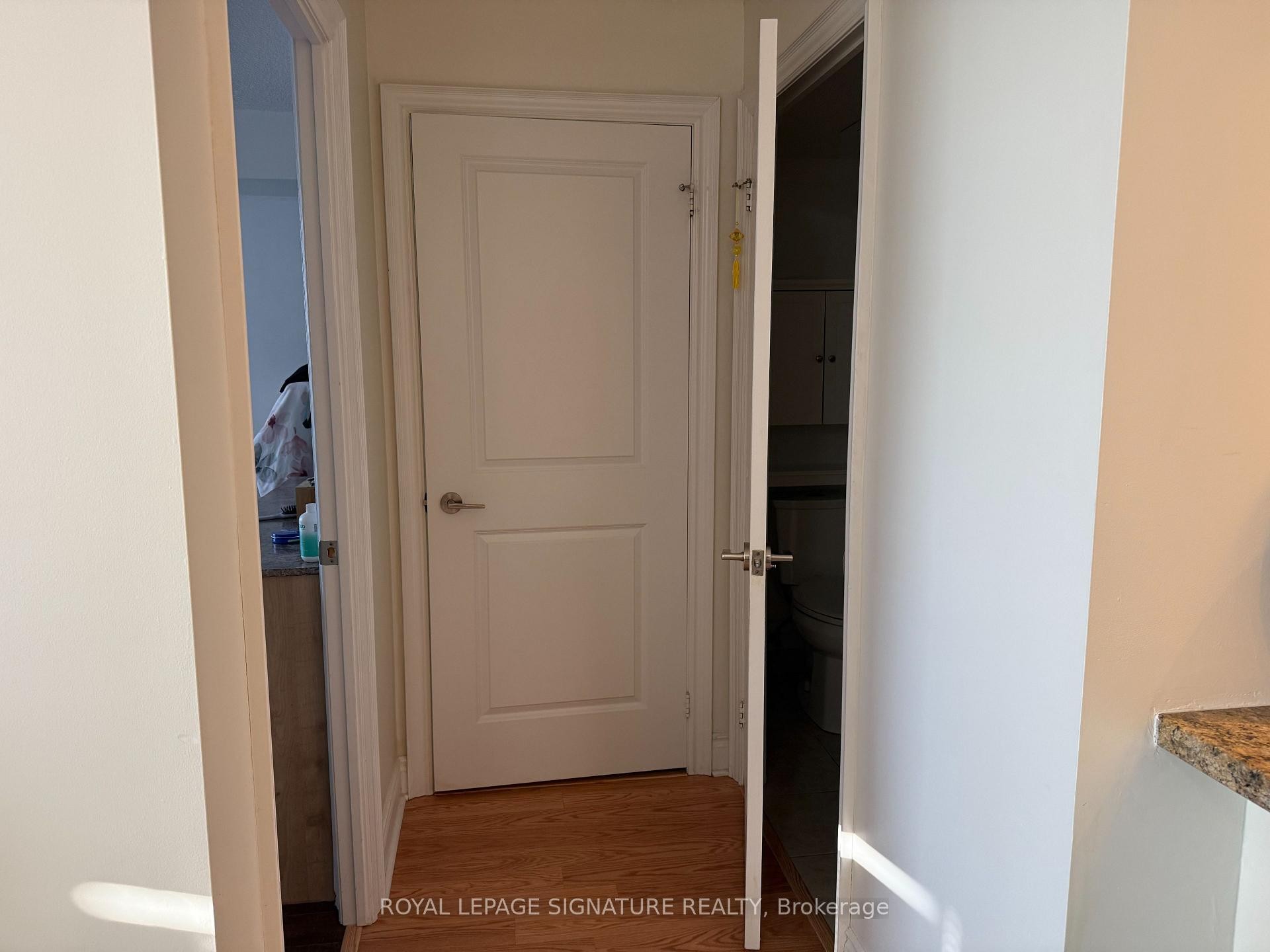 









500


Doris

Avenue, 1930,
Toronto,




ON
M2N 0C1

