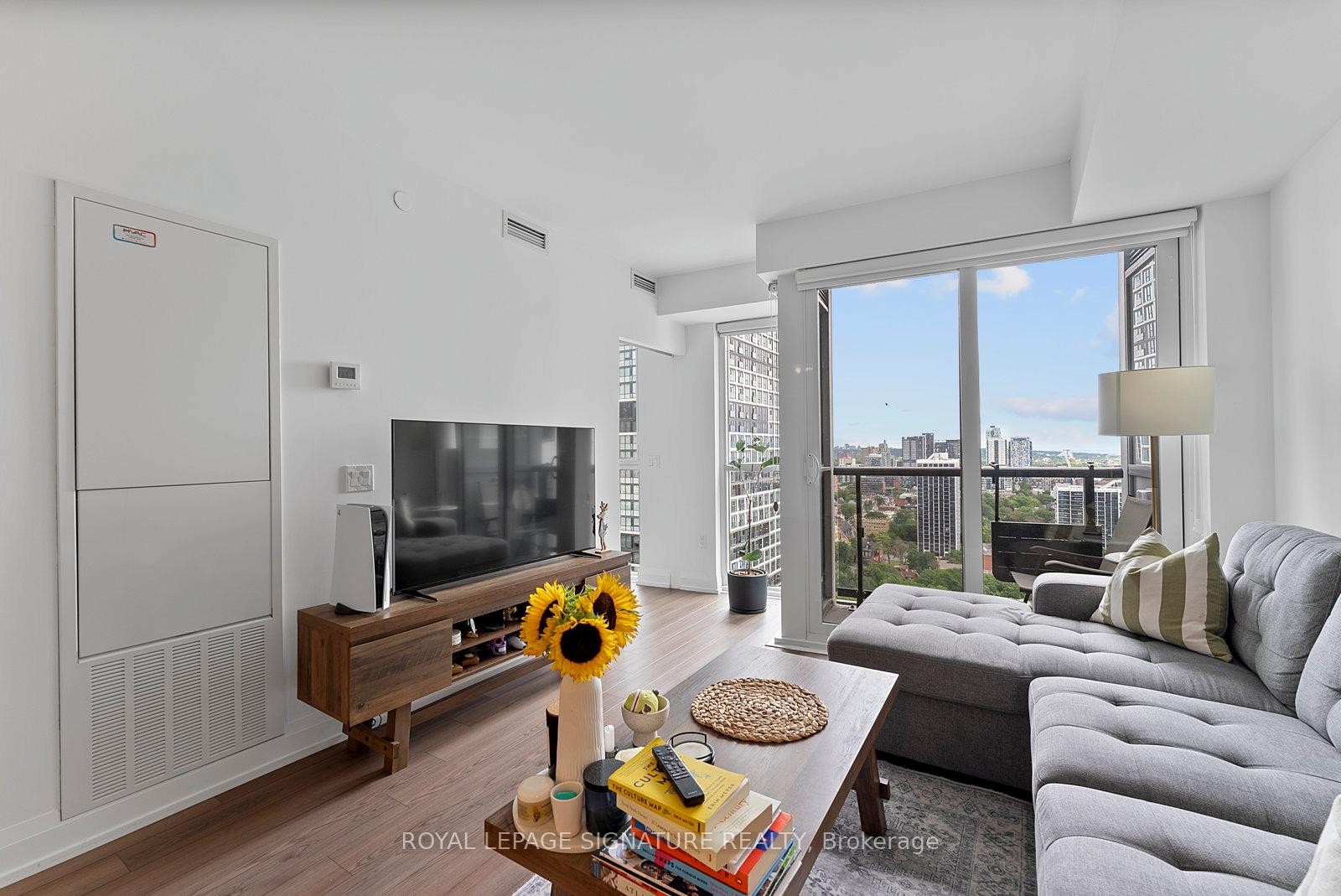 









77


Mutual

Street, 2501,
Toronto,




ON
M5B 2A9

