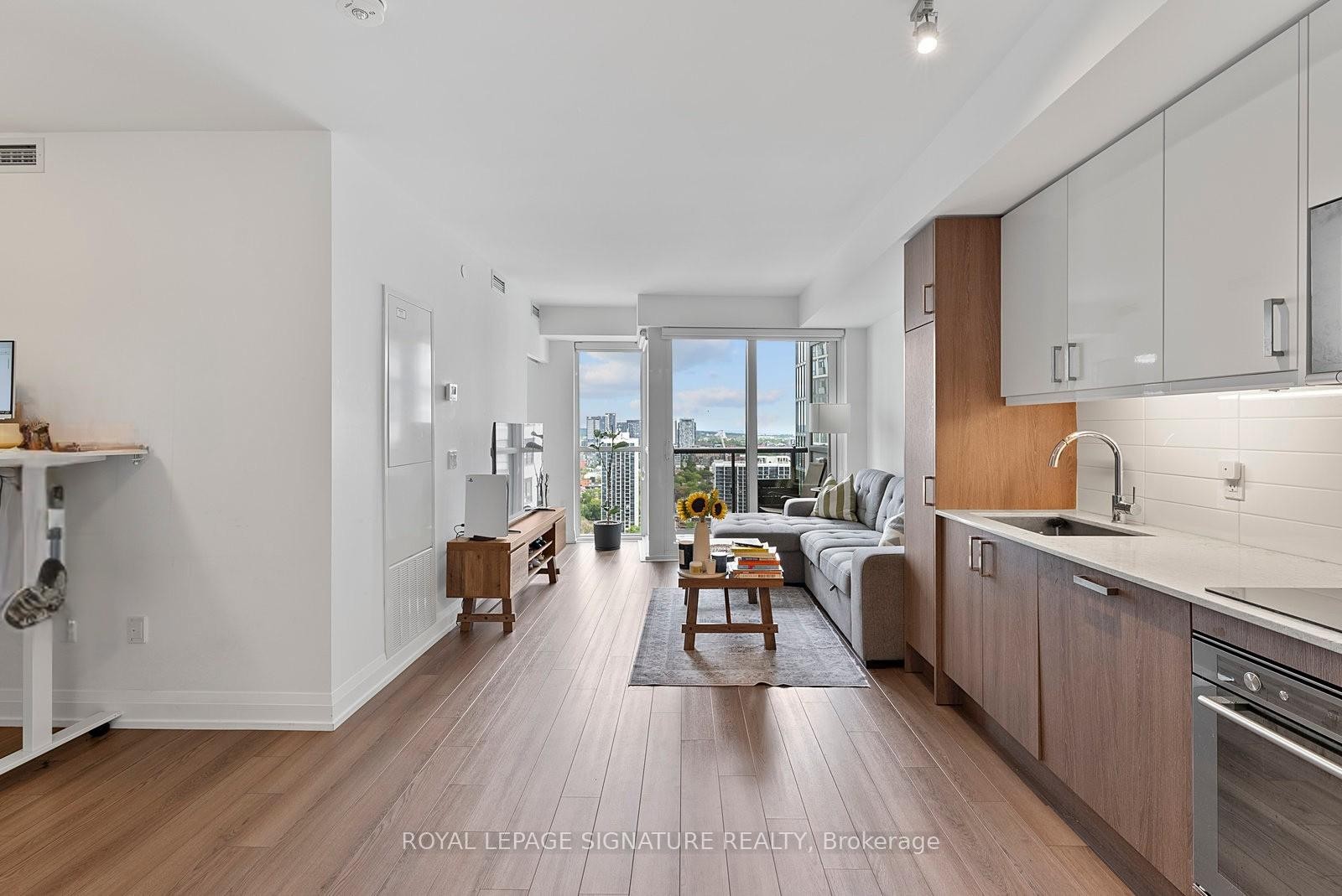 









77


Mutual

Street, 2501,
Toronto,




ON
M5B 2A9

